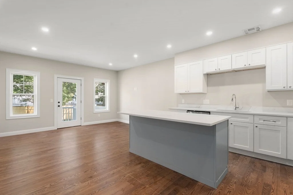 Photo of 10 Danielles Way