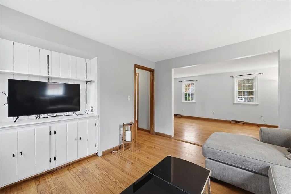 Photo of 123 Peekskill Avenue
