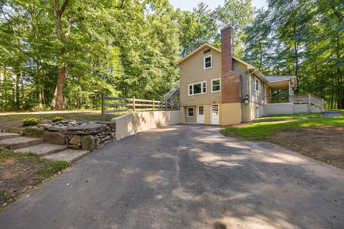 Photo of 40 Porter St