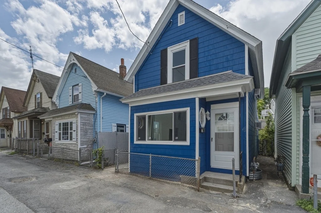 Photo of 12 L St