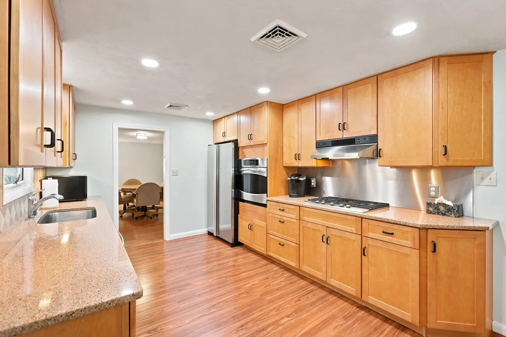 Photo of 4 Surrey Ln