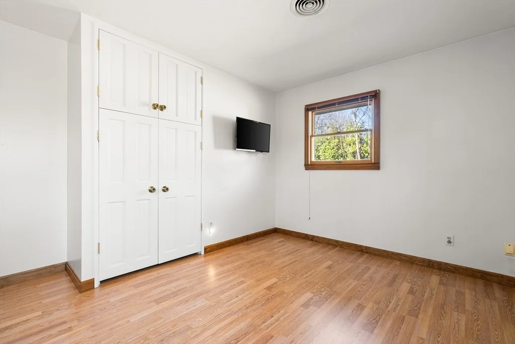 Photo of 36 Baldwin Ave