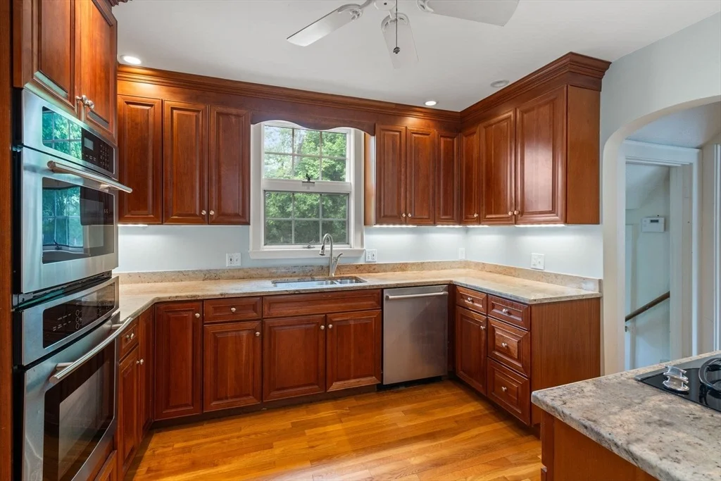 Photo of 32 Marcia Rd