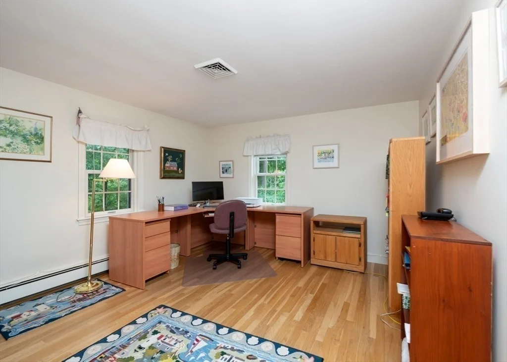 Photo of 5 Cape Cod Ln