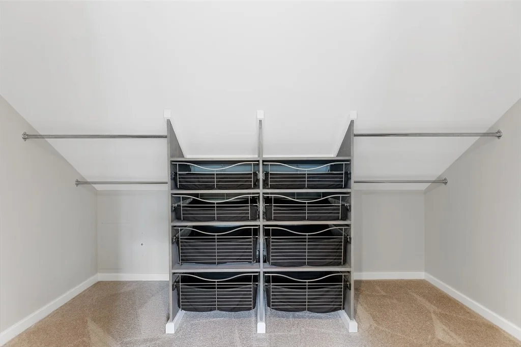 Photo of 10 Wolcott St