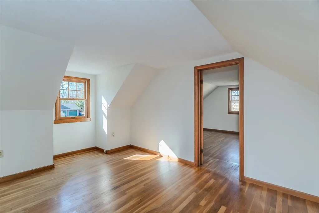 Photo of 18 Highland Cir
