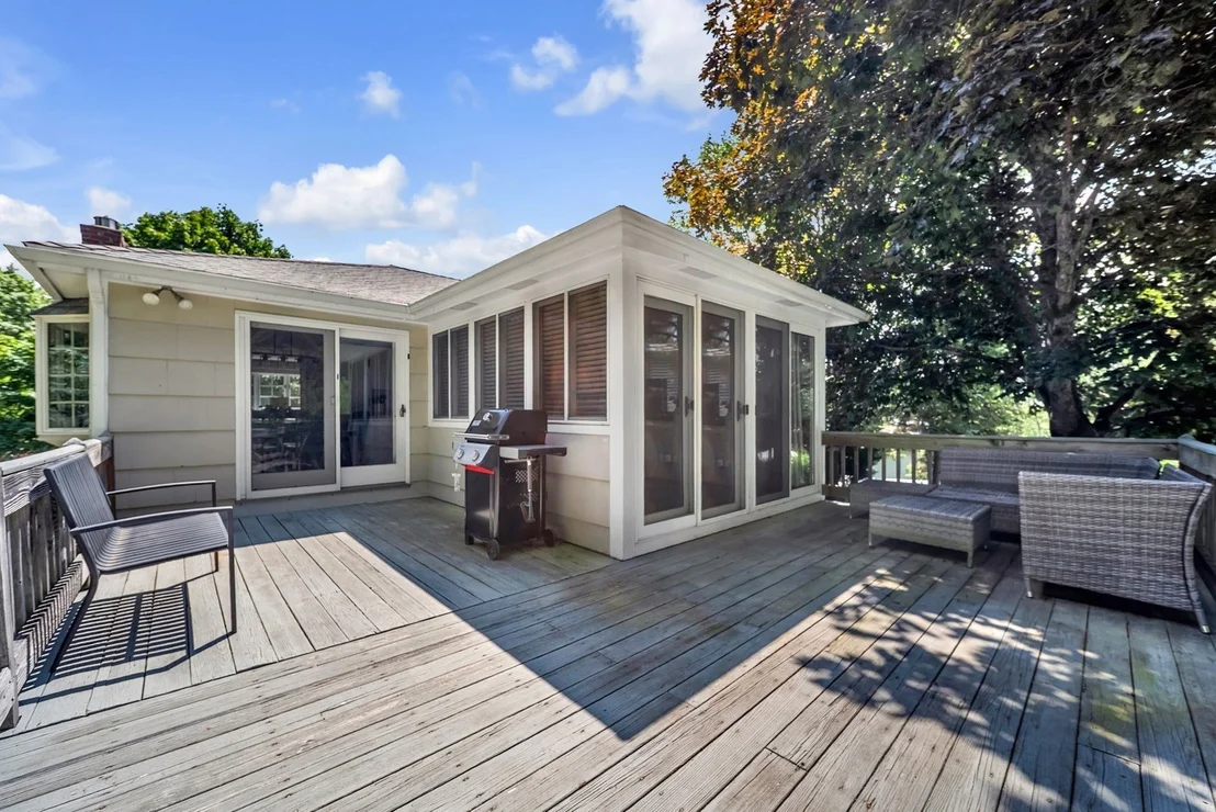 Photo of 32 Briarwood Rd