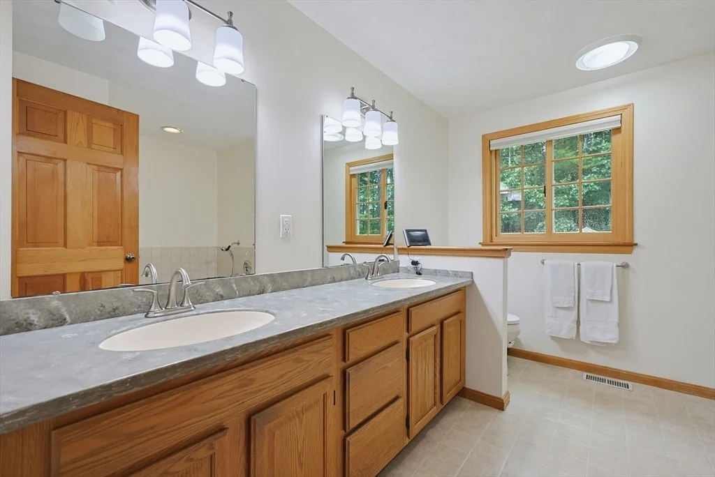 Photo of 14 Pheasant Ridge Rd