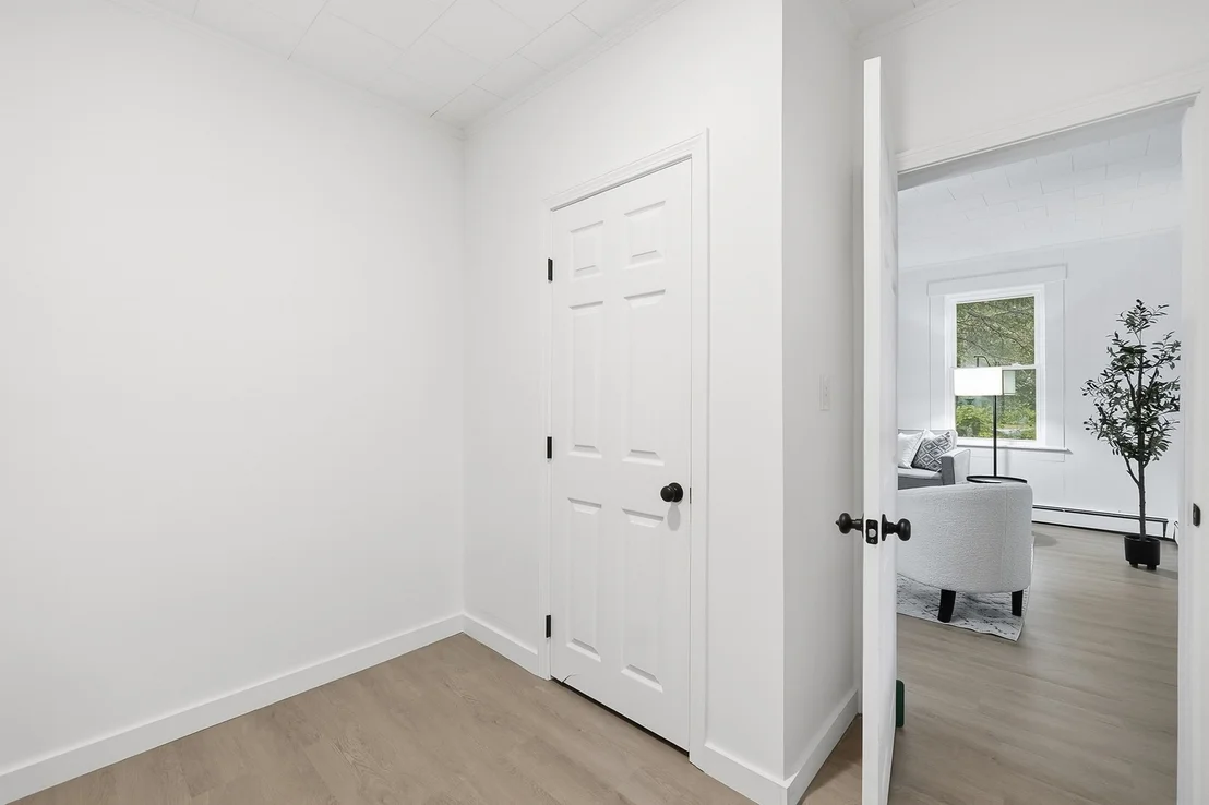 Photo of 384 Mill St