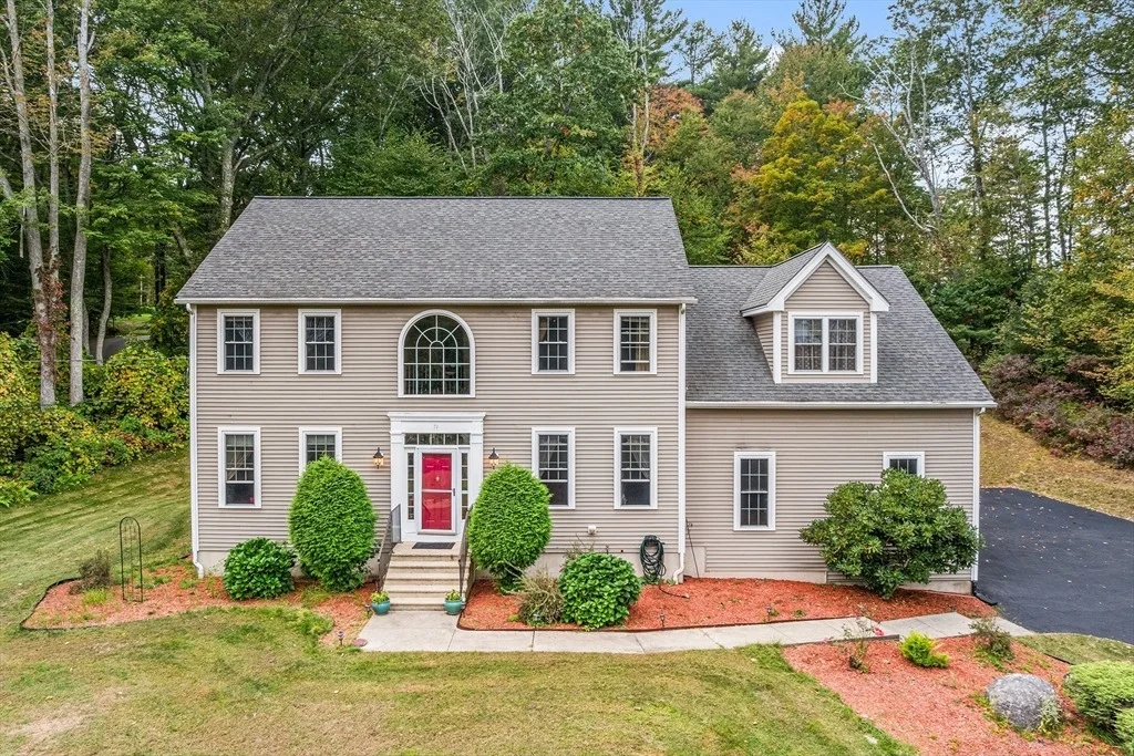 Photo of 71 Bay Path Rd