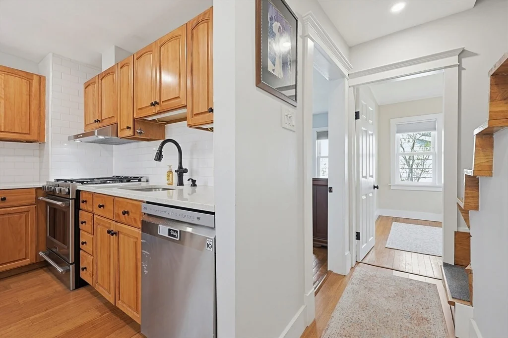 Photo of 16 Coolidge Ave