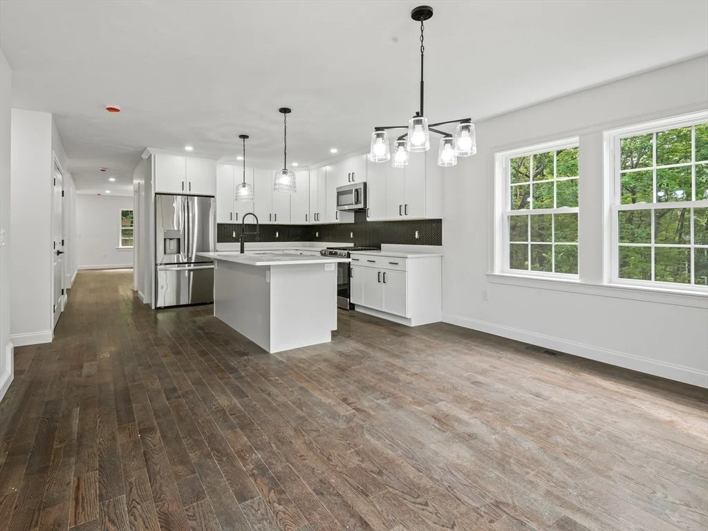 Photo of Unit 422 at 422 Granite Street