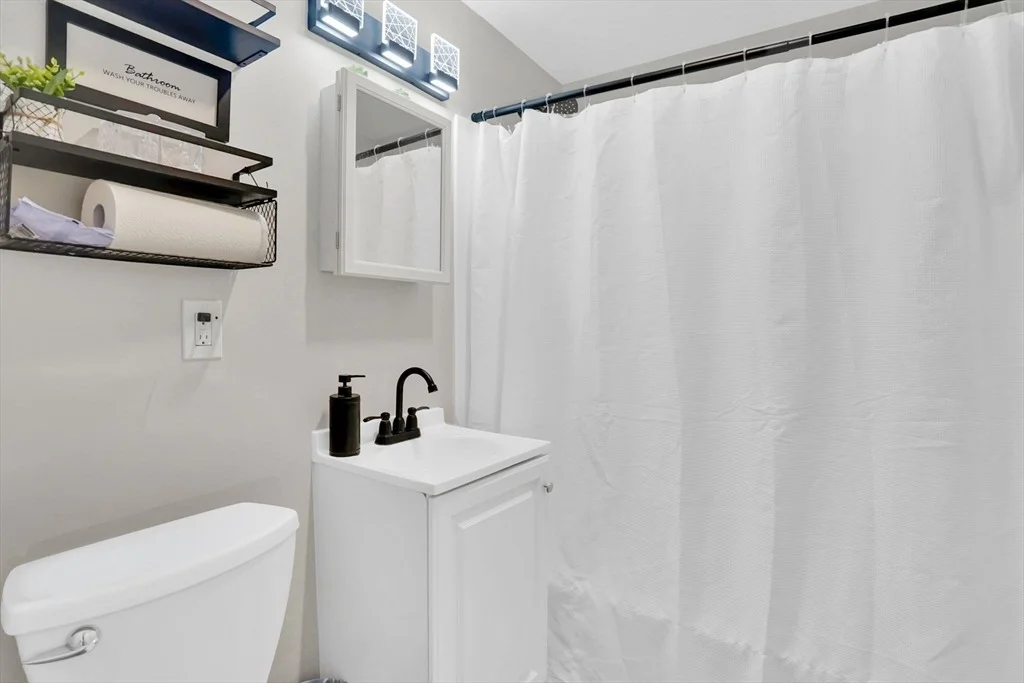 Photo of 130 Fieldston St