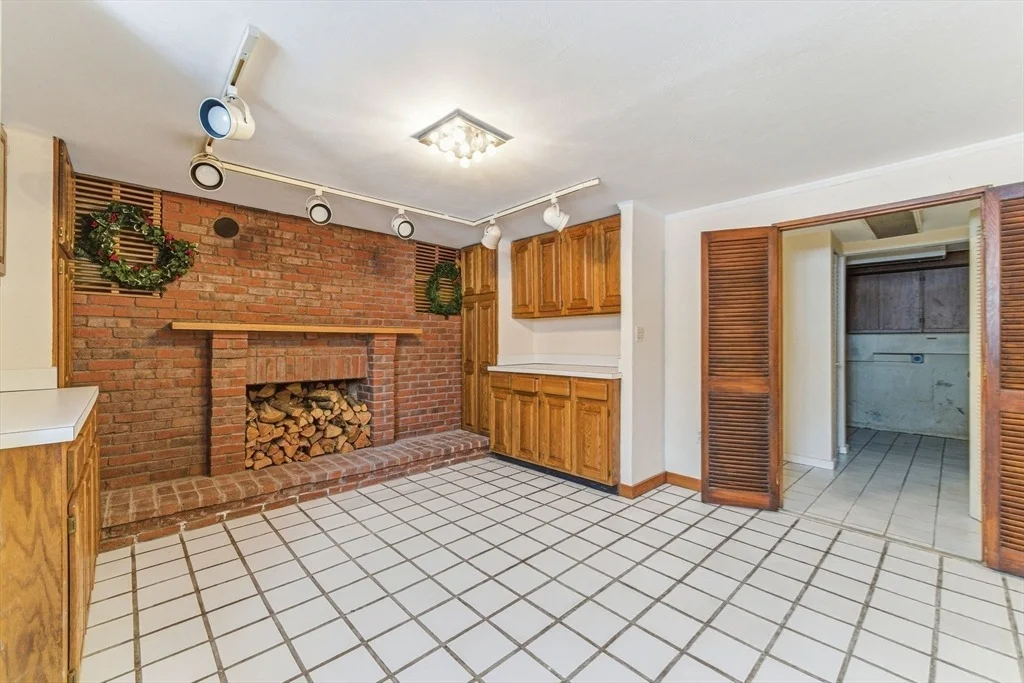 Photo of 124 Deborah Rd