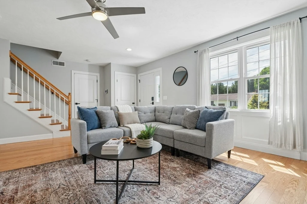 Photo of 129 Derby St