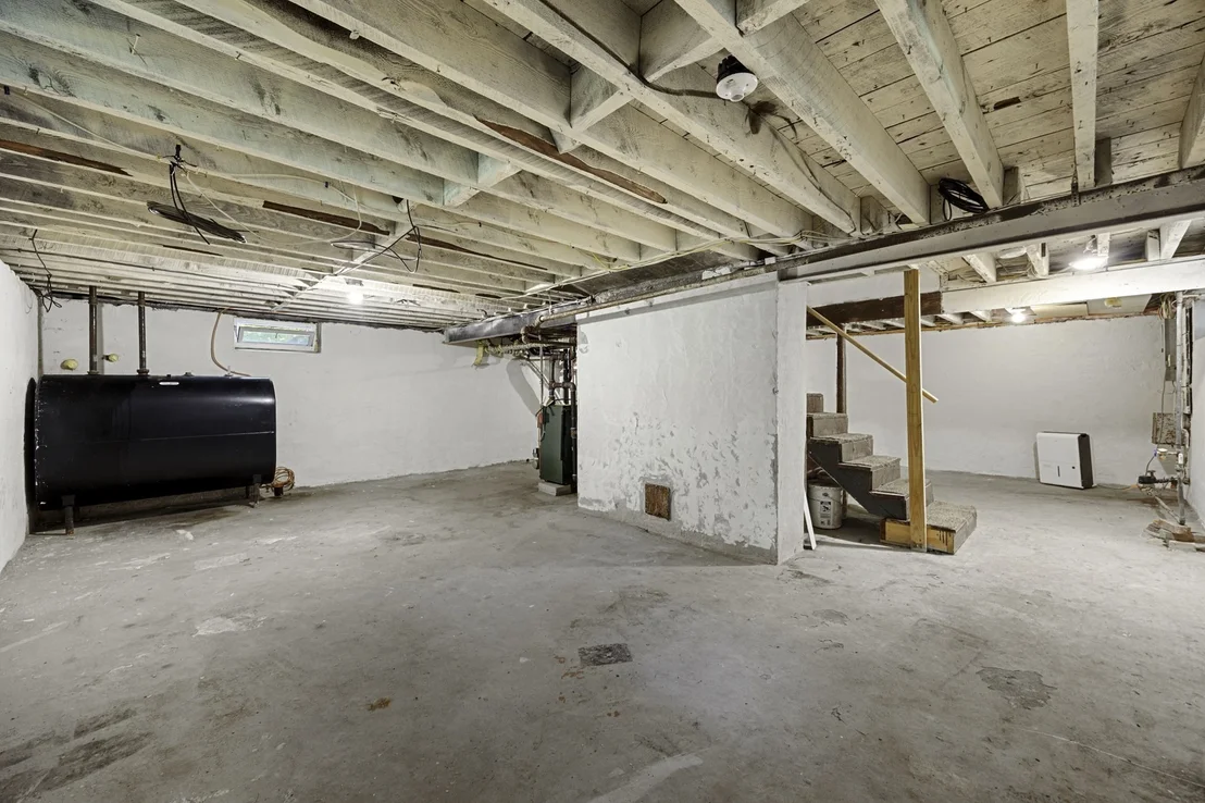 Photo of 1100 Roosevelt Ave