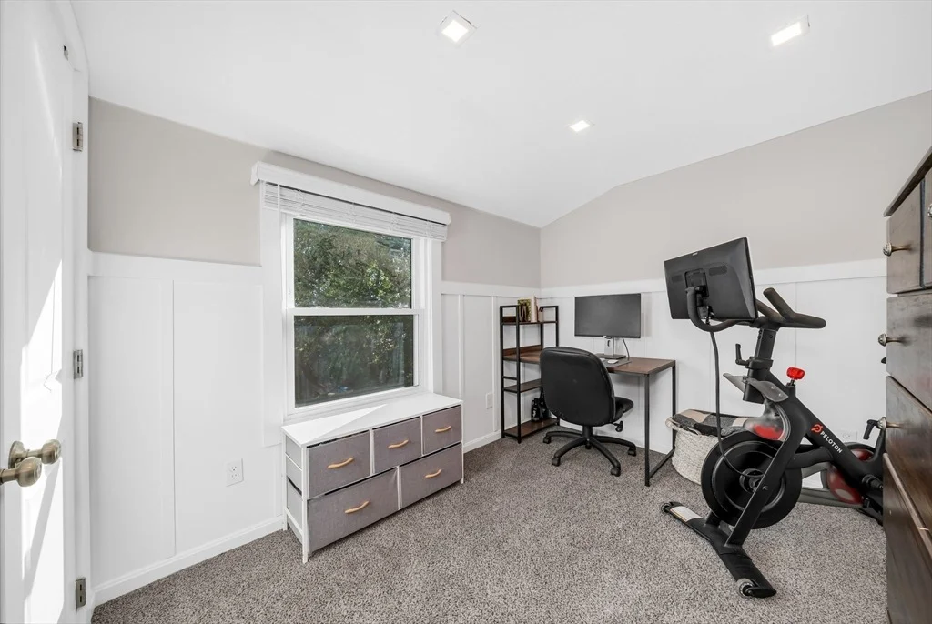 Photo of 37 Hillcrest Ave