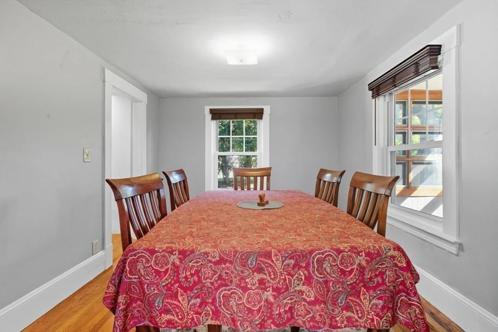 Photo of 21 Gates Ave