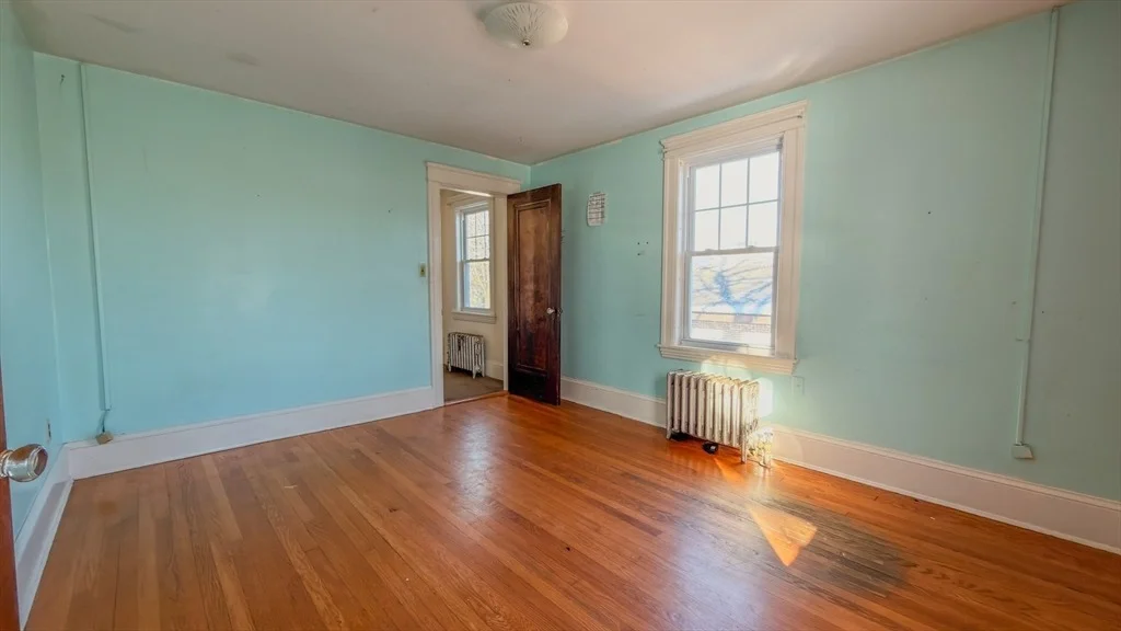 Photo of 39 Whitmarsh Avenue