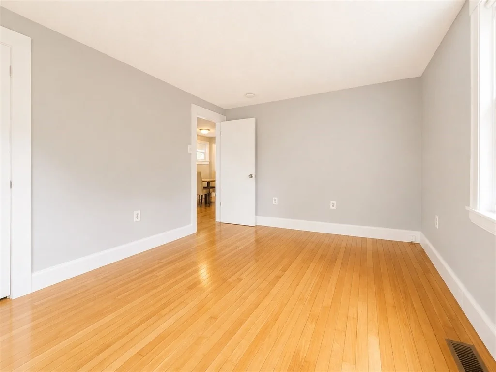 Photo of 2 Millwood Cir