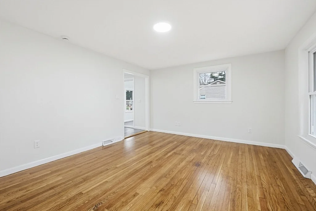 Photo of 58 Ray Ave