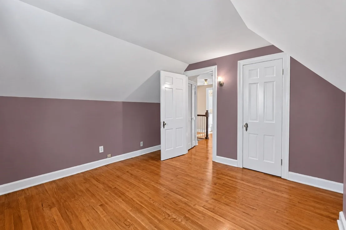 Photo of 39 Southbridge Rd