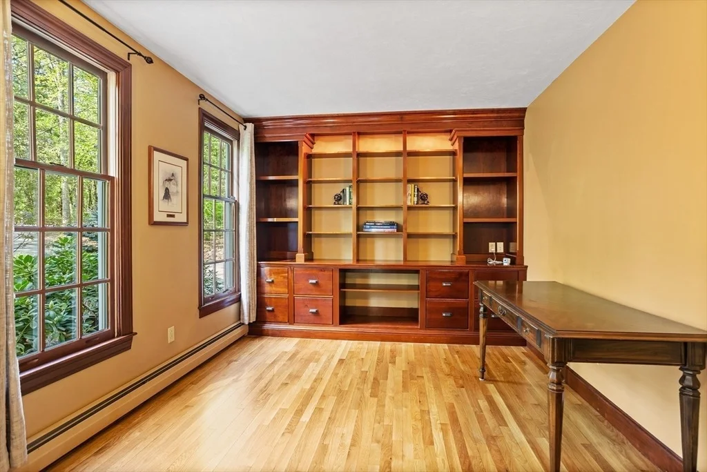 Photo of 825 Brockelman Rd