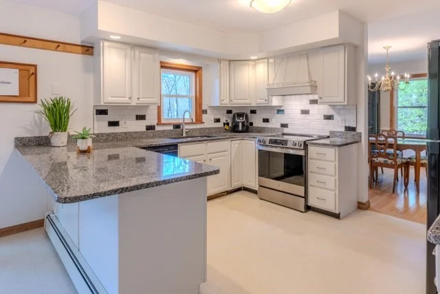 Photo of 9 Andersen Dr