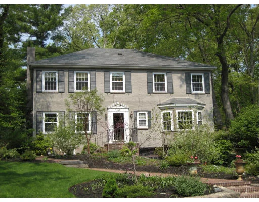 Photo of 96 Arlington Rd