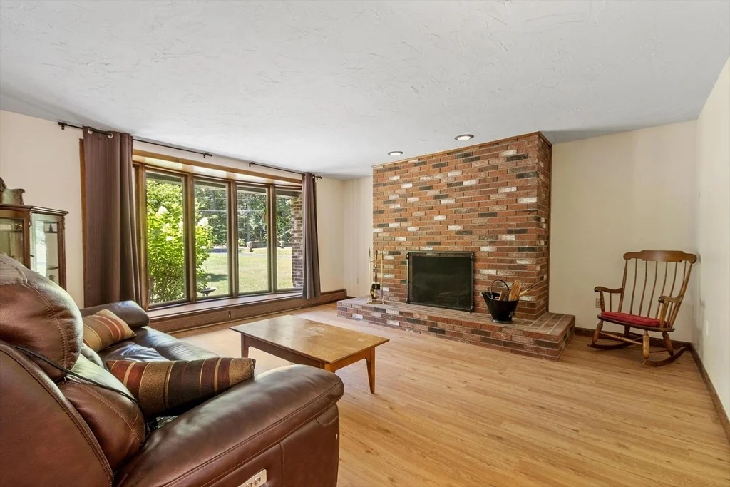 Photo of 79 Bathrick Rd