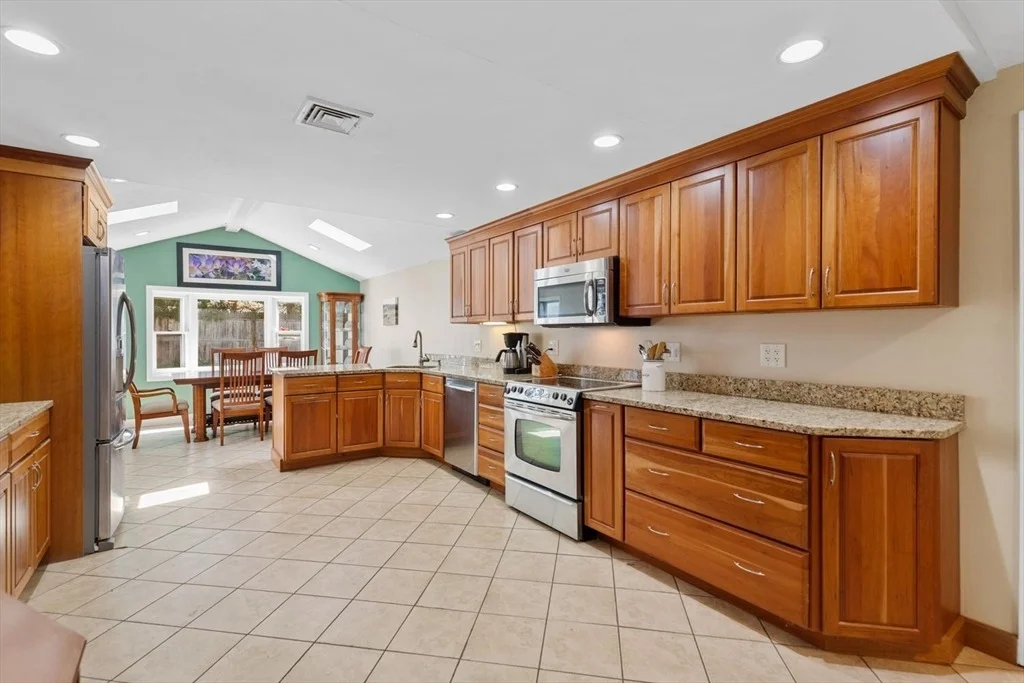 Photo of 52 Coolidge Rd