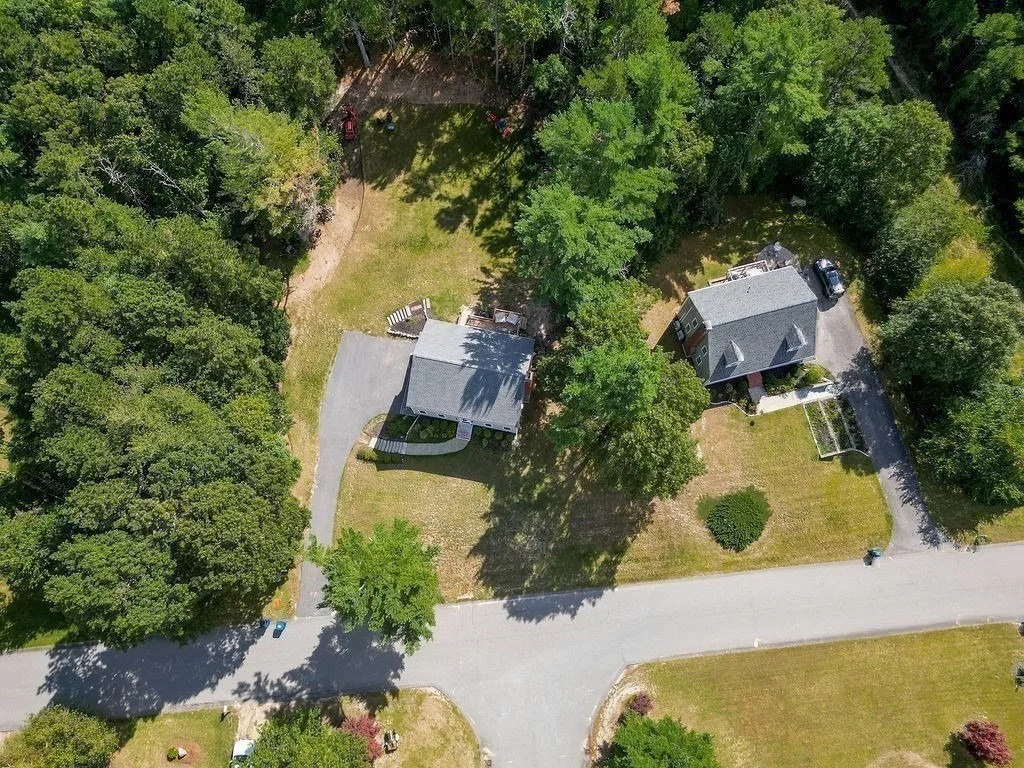 Photo of 21 Chamber Rock Rd.