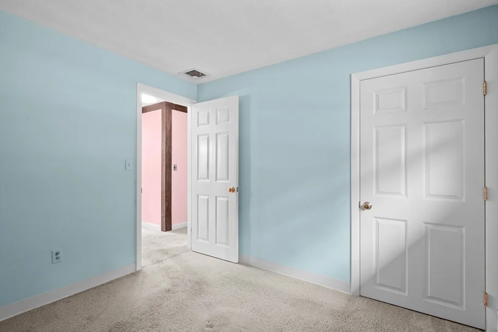Photo of 32 Prior Drive