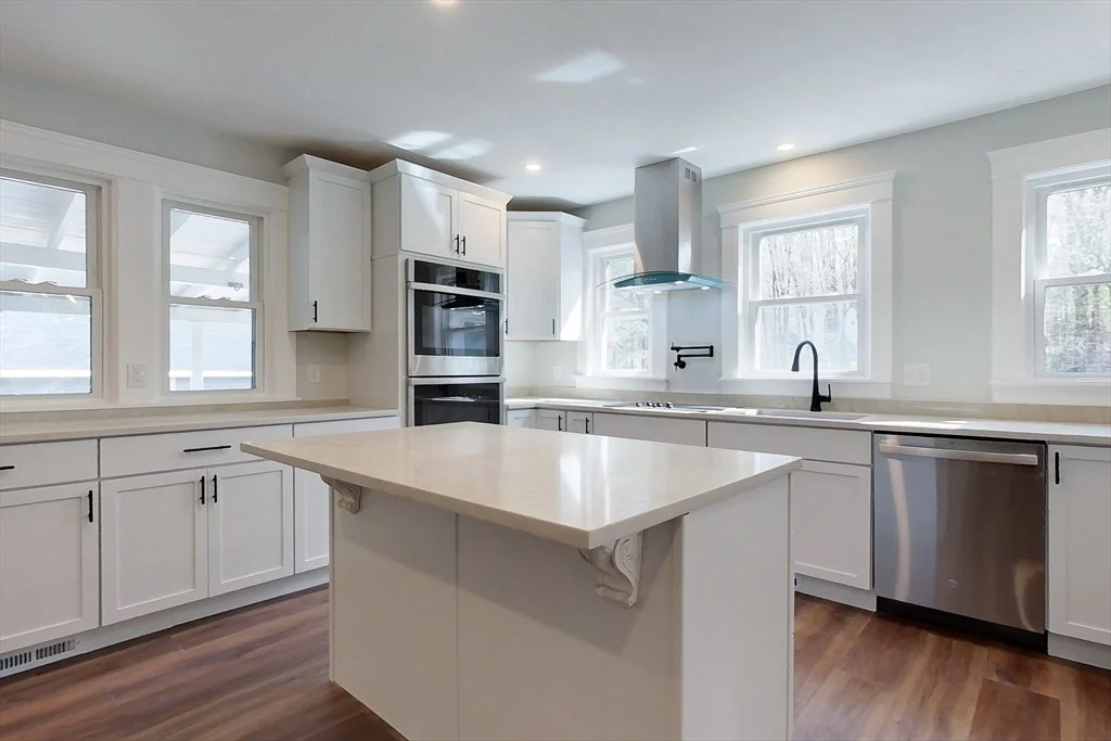 Photo of 110 Piper Rd