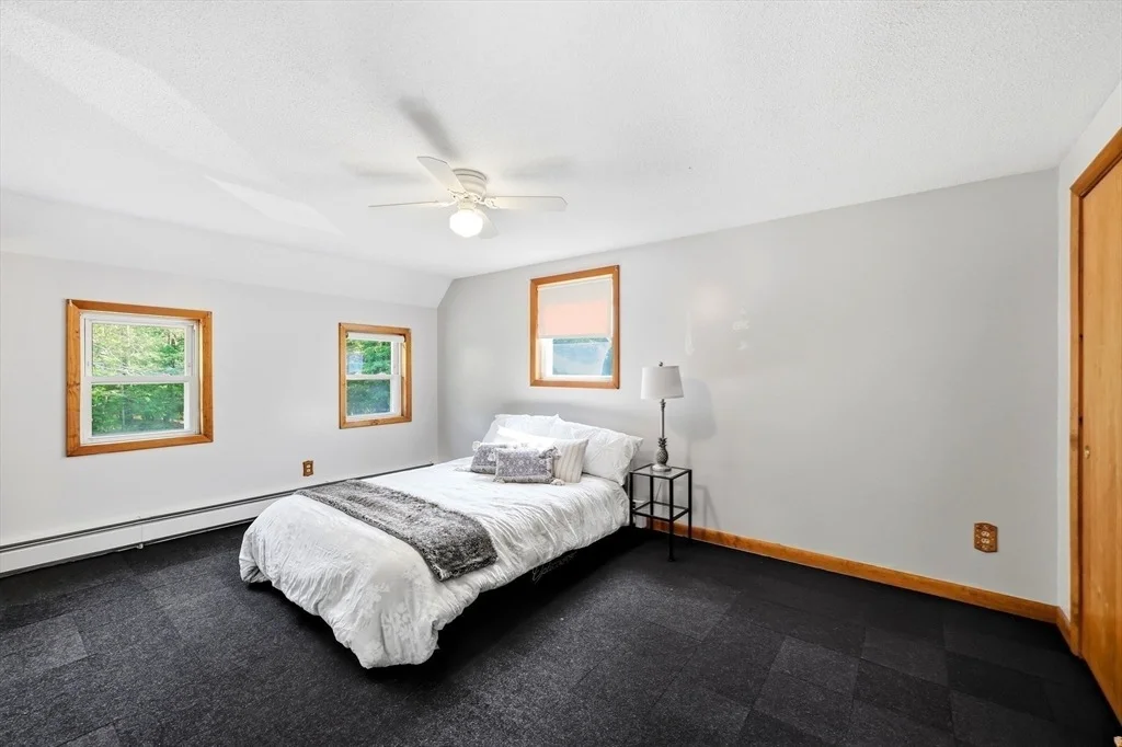 Photo of 705 General Knox Rd