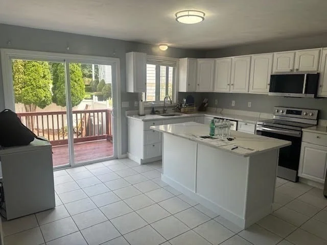 Photo of 3-A Friedel Street