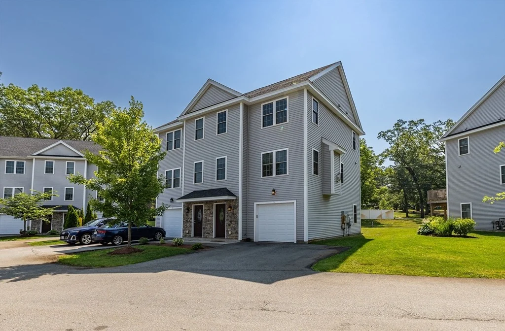 Photo of Unit 13 at 5 Collins Cir