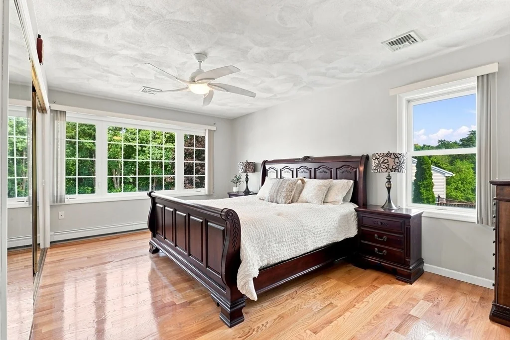 Photo of 9 Sullivan Cir