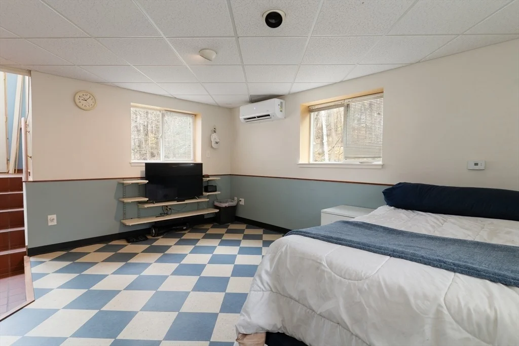 Photo of 68 Lyon Rd