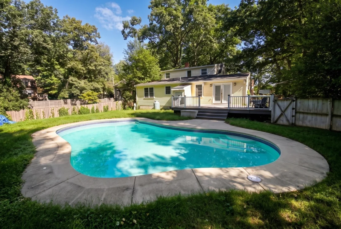 Photo of 19 Fieldcrest Ter