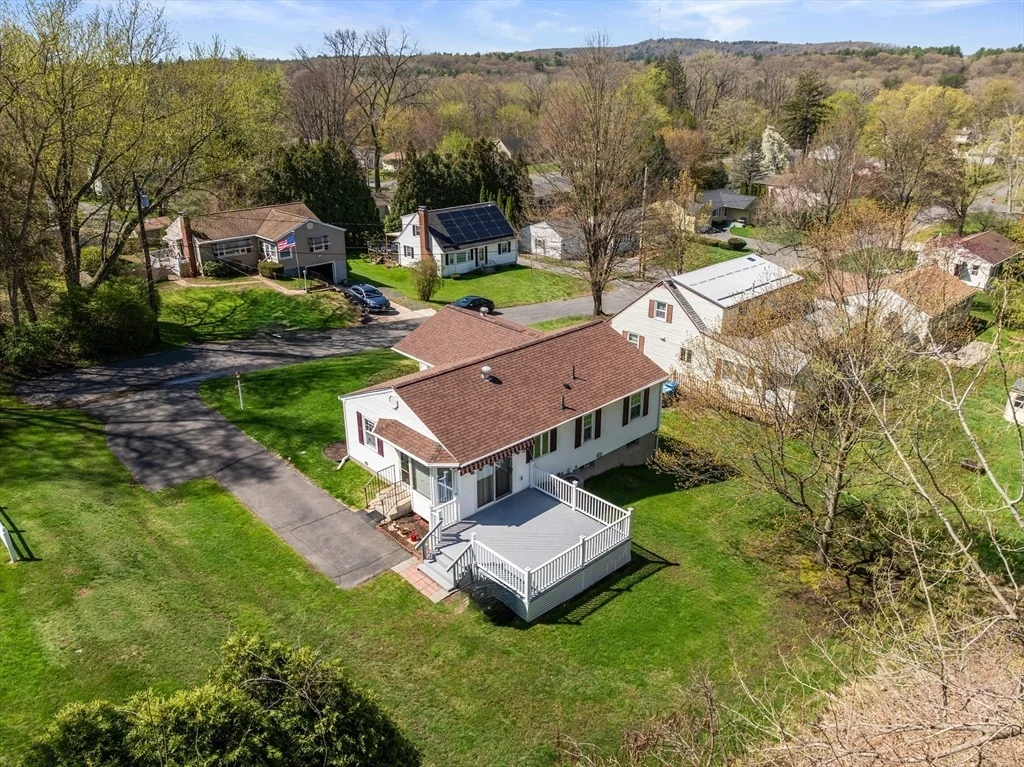 Photo of 22 Buckingham Ave