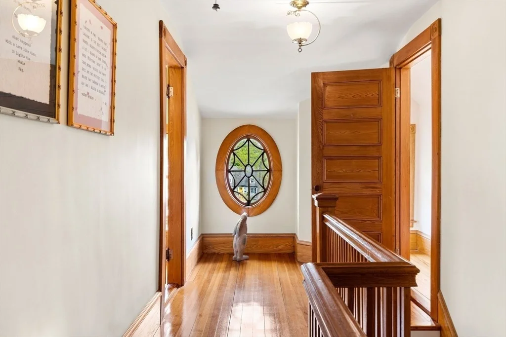 Photo of 9 White Ave