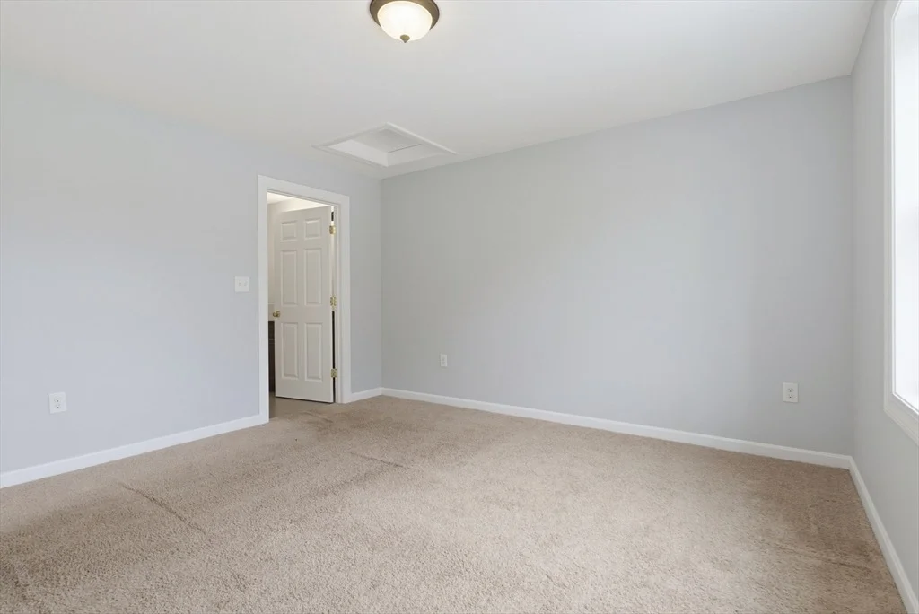 Photo of 70 Swan Ave