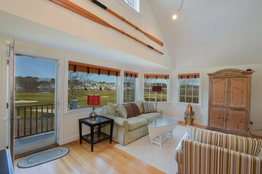 Photo of 125 Shore Dr W