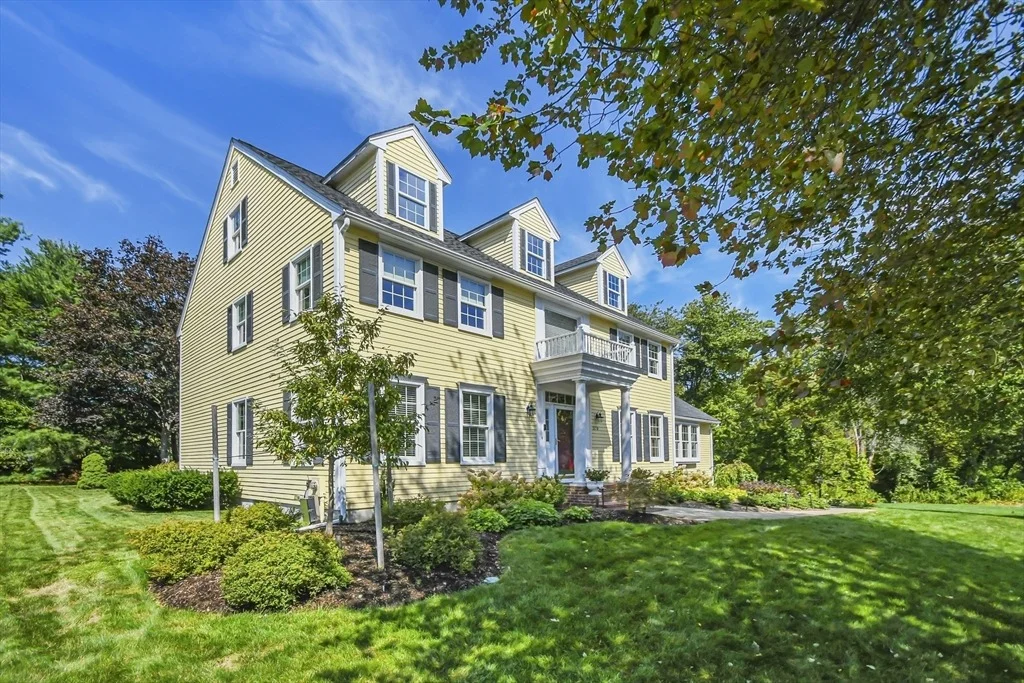 Photo of 379 Stearns Road