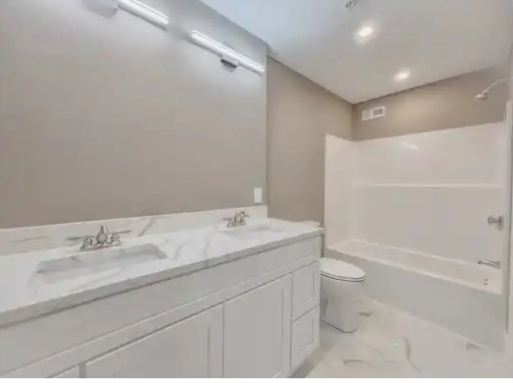 Photo of 65 Progressive St