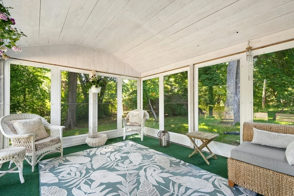 Photo of 171 Lawson Rd.