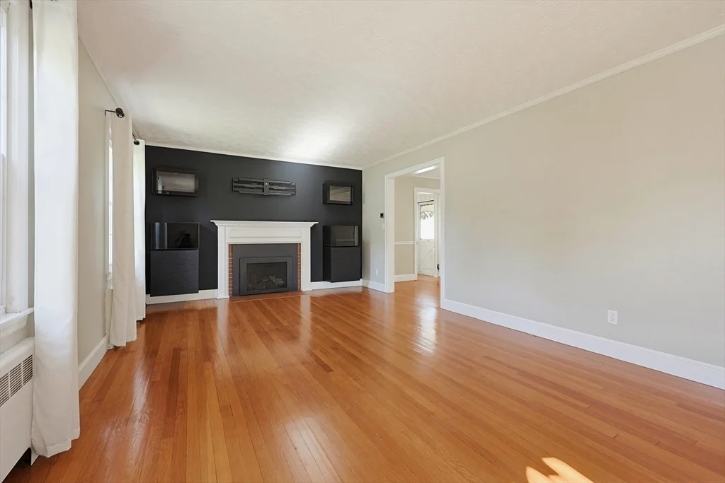 Photo of 103 Field Rd