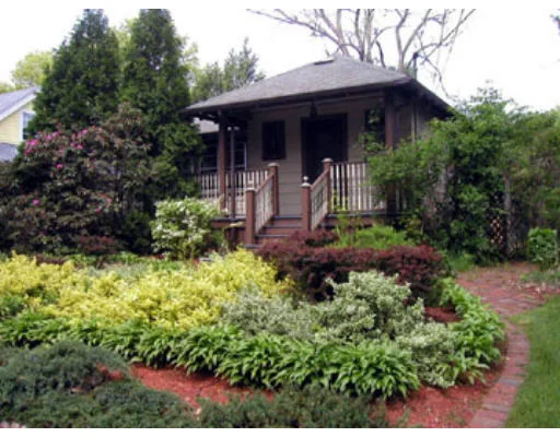 Photo of 15 Russell Road