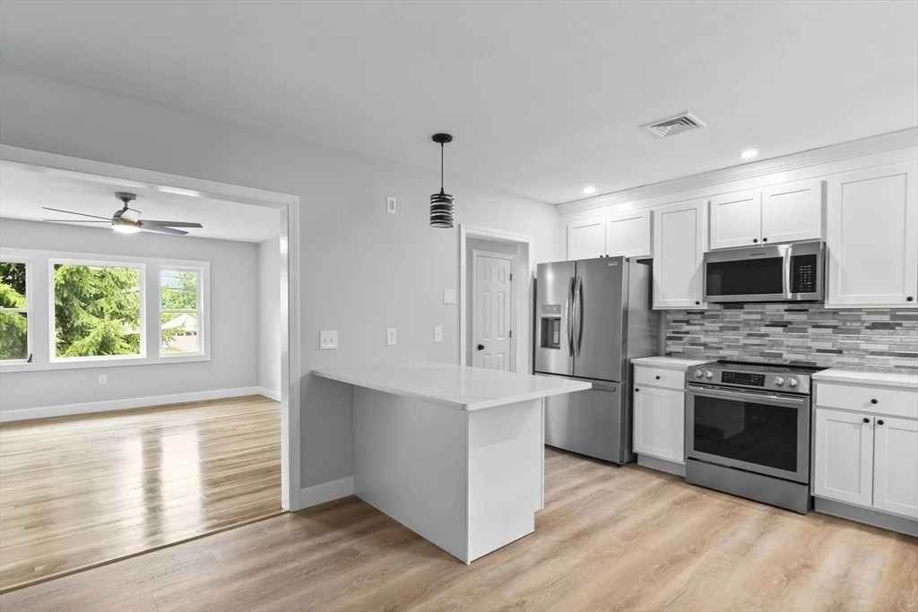 Photo of 48 Lansing Rd